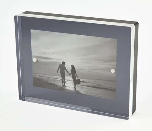 Acrylic Frame, Black – 4 x 6