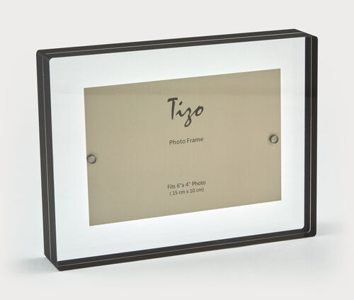 4 x 6 – Acrylic Frame Block Black Border