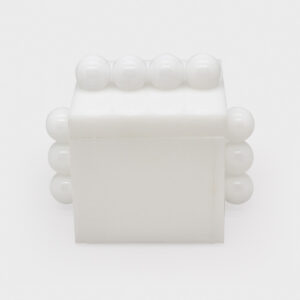 4″x4″x3.75″ – Acrylic Box White w/Balls